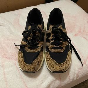 New Balance cheetah print sneaker!
